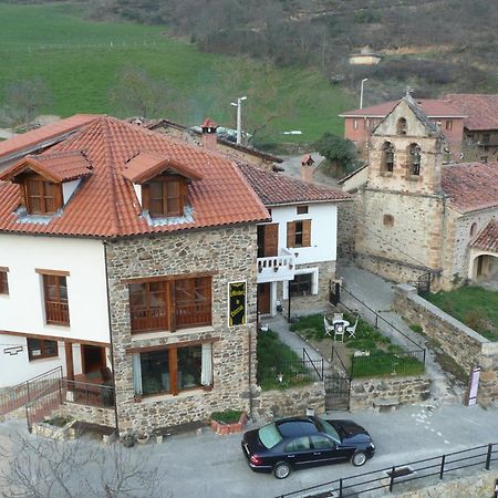 Отель Mirador De Enterrias Экстерьер фото